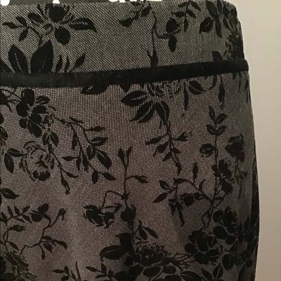 Skirt - Picture 4 of 13